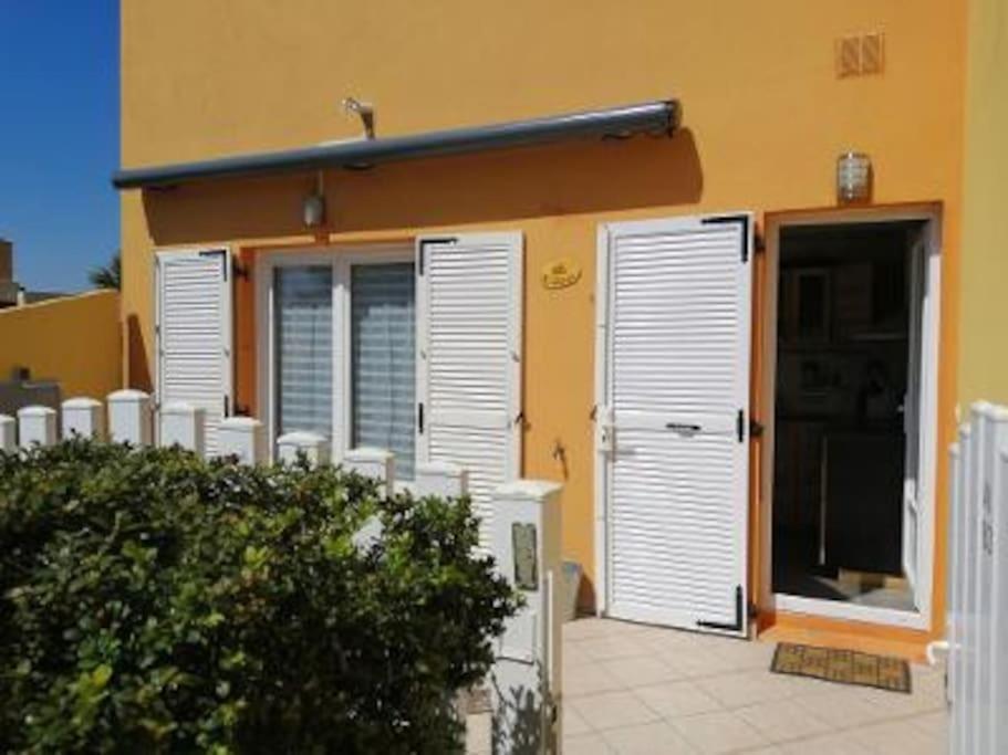 App T2 Entierement Renove En Proche A Pied De La De La Roquille Et De Tous Commerces Parking Prive Gratuit Climatisation Wifi